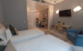 Mercanti Apts Via Passarella